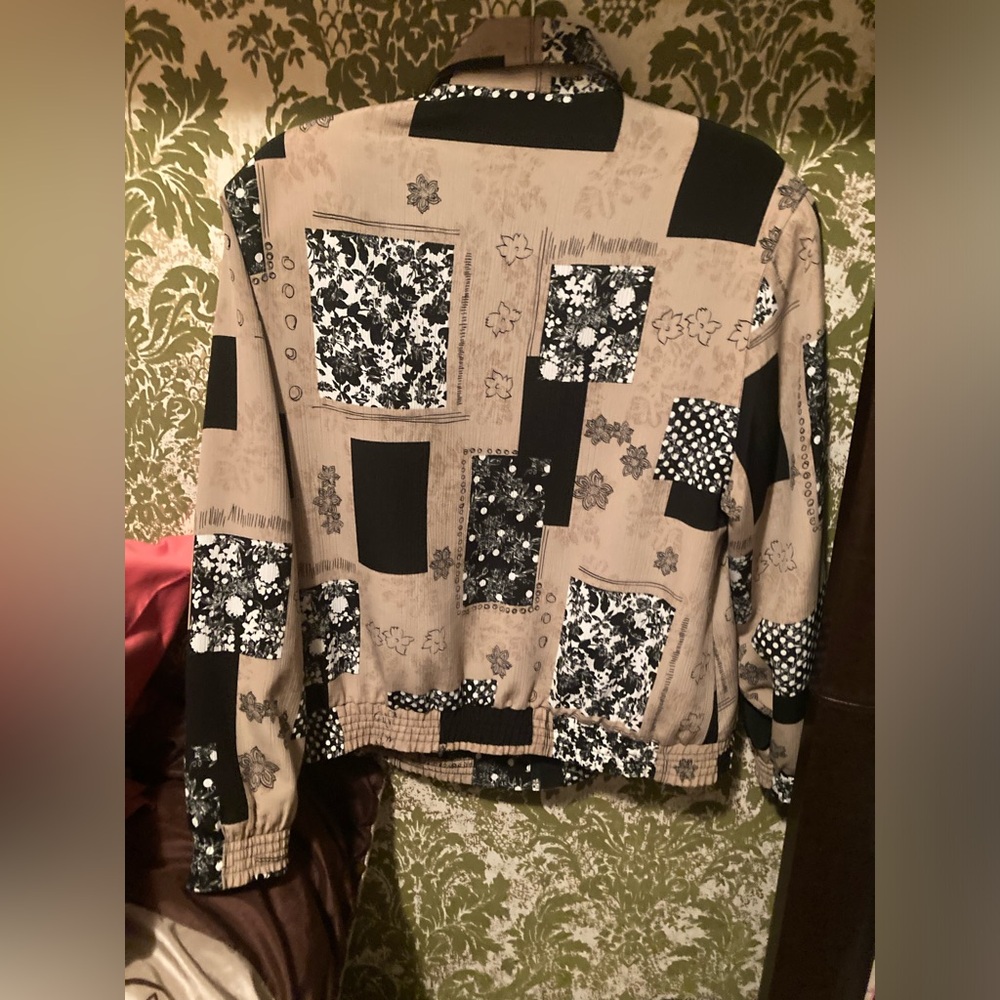 (S) Spring Jacket - Picture 4 of 7